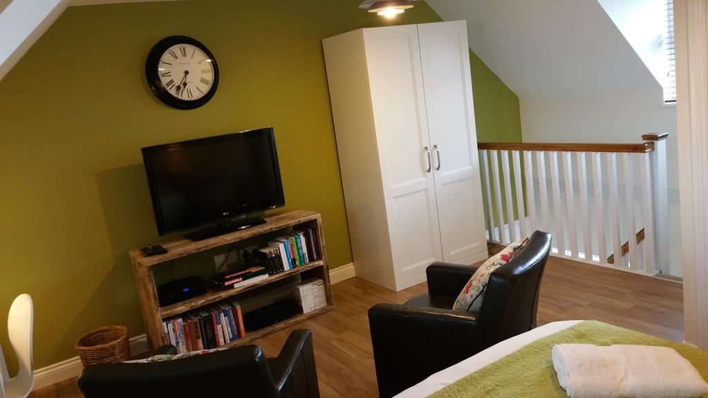 Bradley Stoke Apartment Bristol Room photo